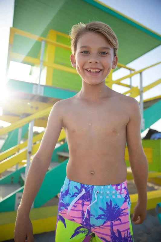 Blueberry Bay - Goodtime Palms Trunks