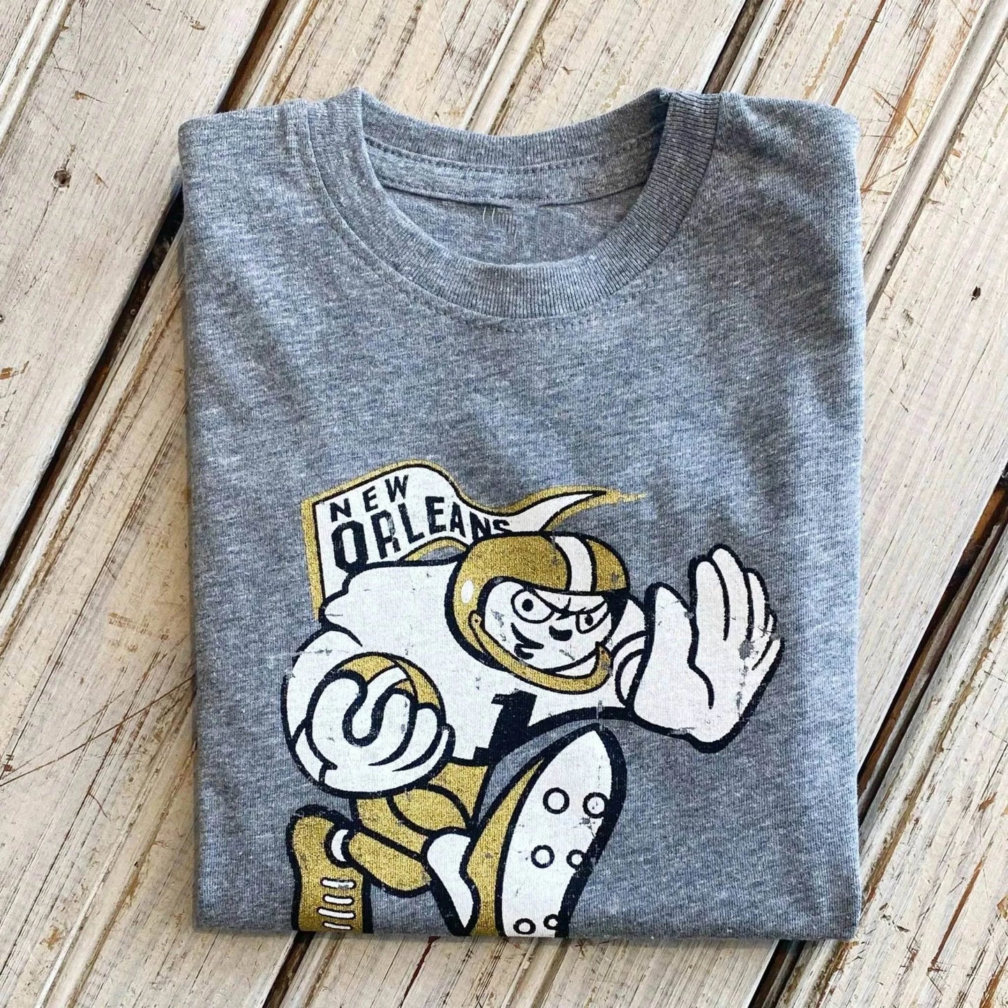 Retro Player Kids Tee-grey top detail view