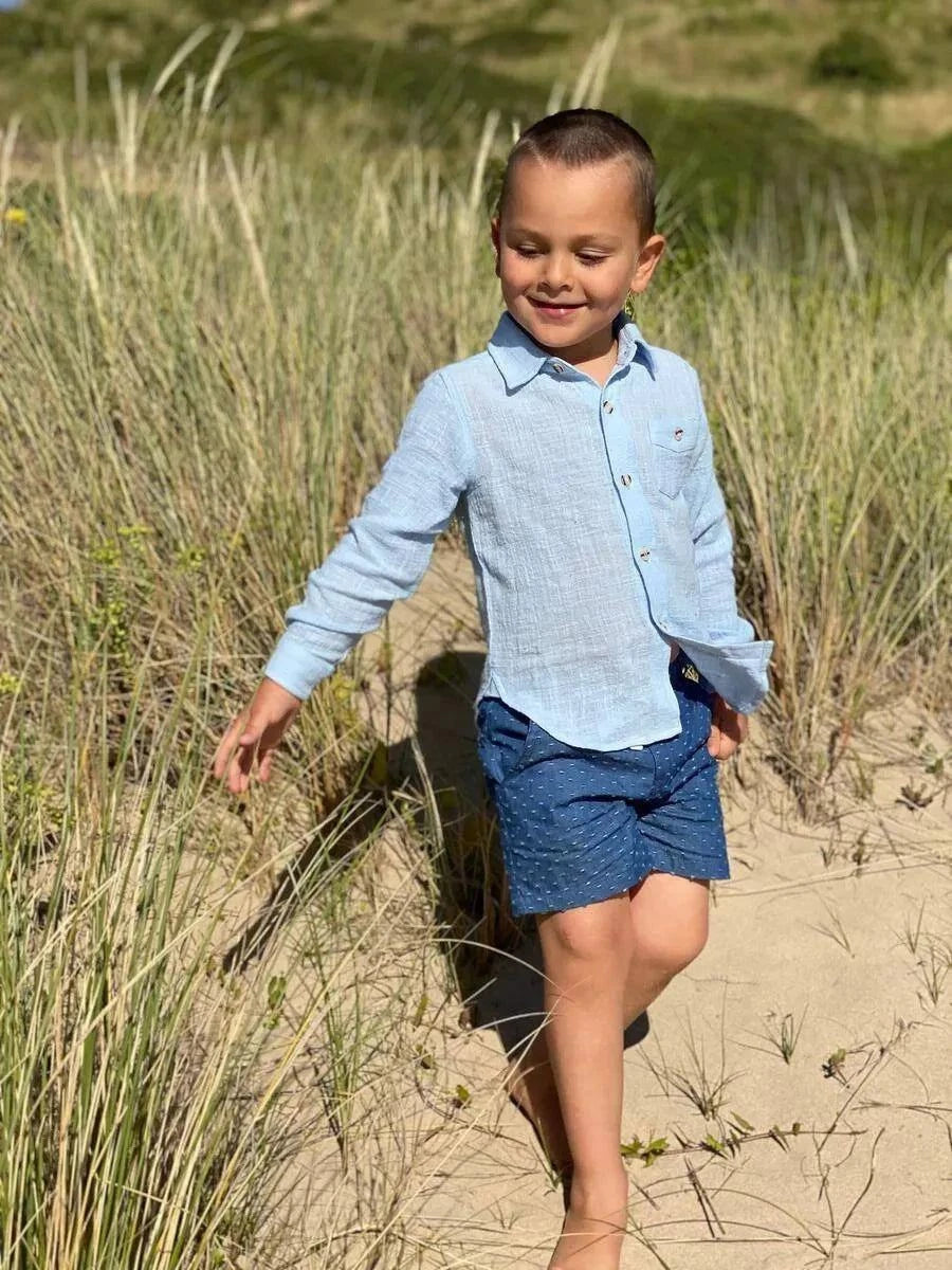 Textured chambray shorts pocket and tie detail