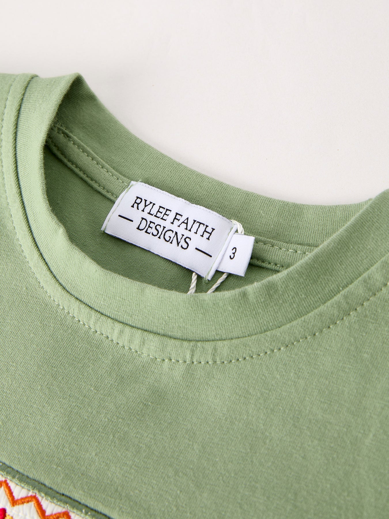 Fall Thanksgiving Chicken Smock Embroidered Green Plaid Boys 'Set