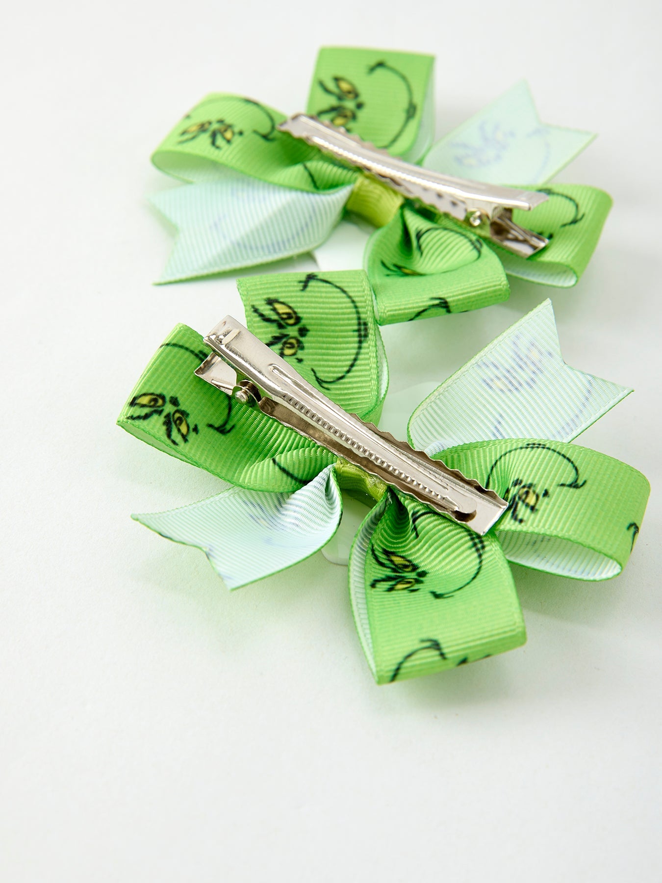 Christmas Character Green Bow 3.3 inch Hairpin (2pcs)