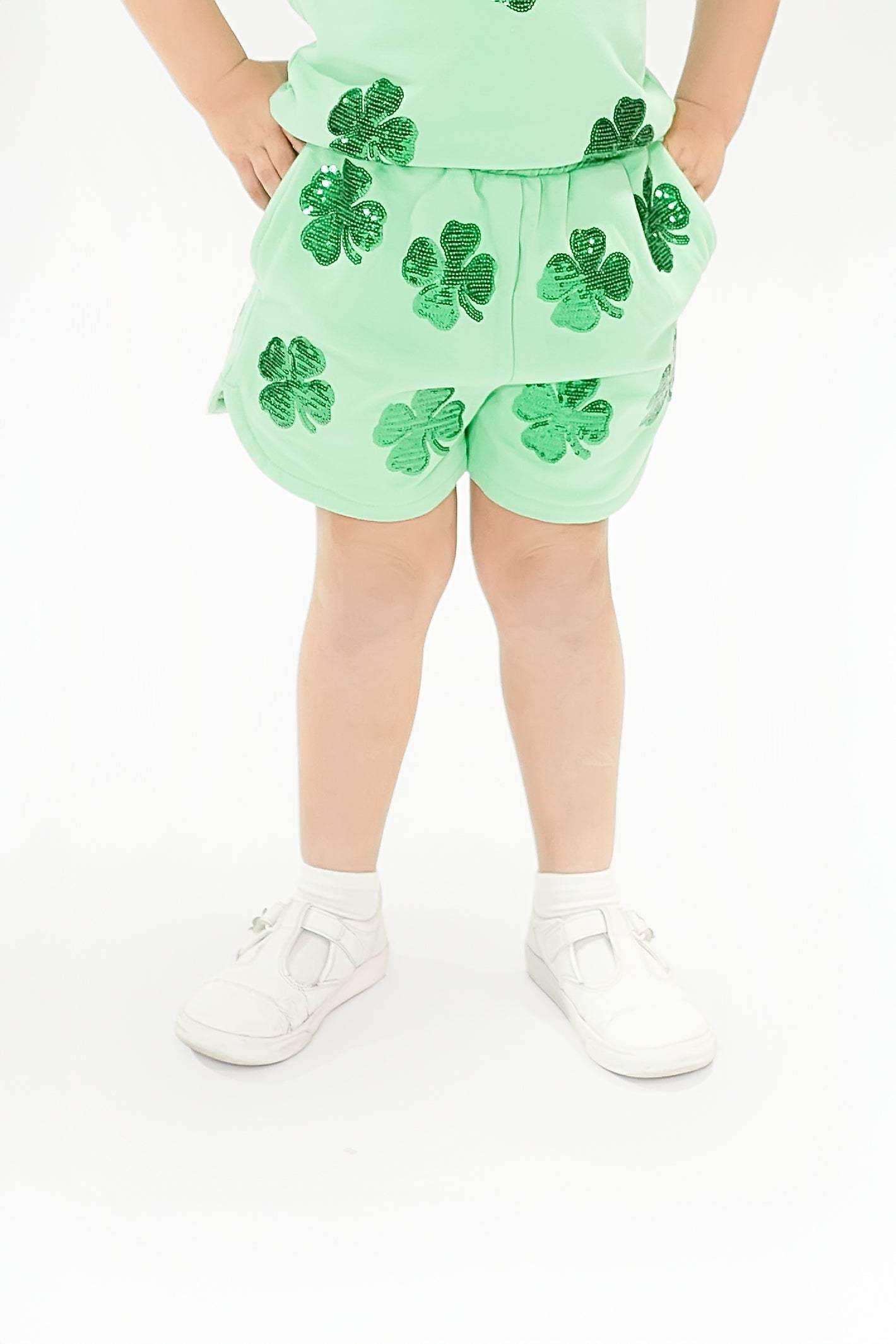 Green Clover Short, front view