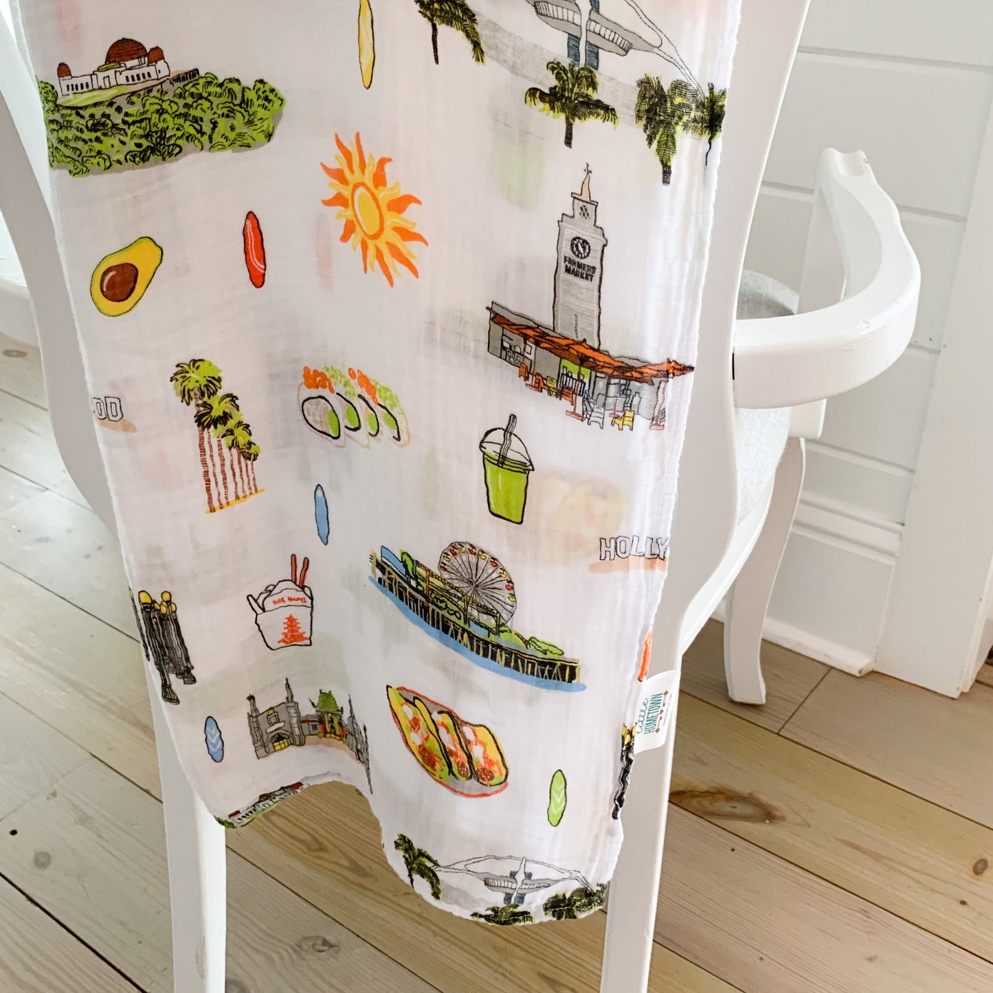 Gift Set: Los Angeles Baby Muslin Swaddle Blanket and Burp Cloth/Bib Combo Soft Breathable Bamboo Cotton