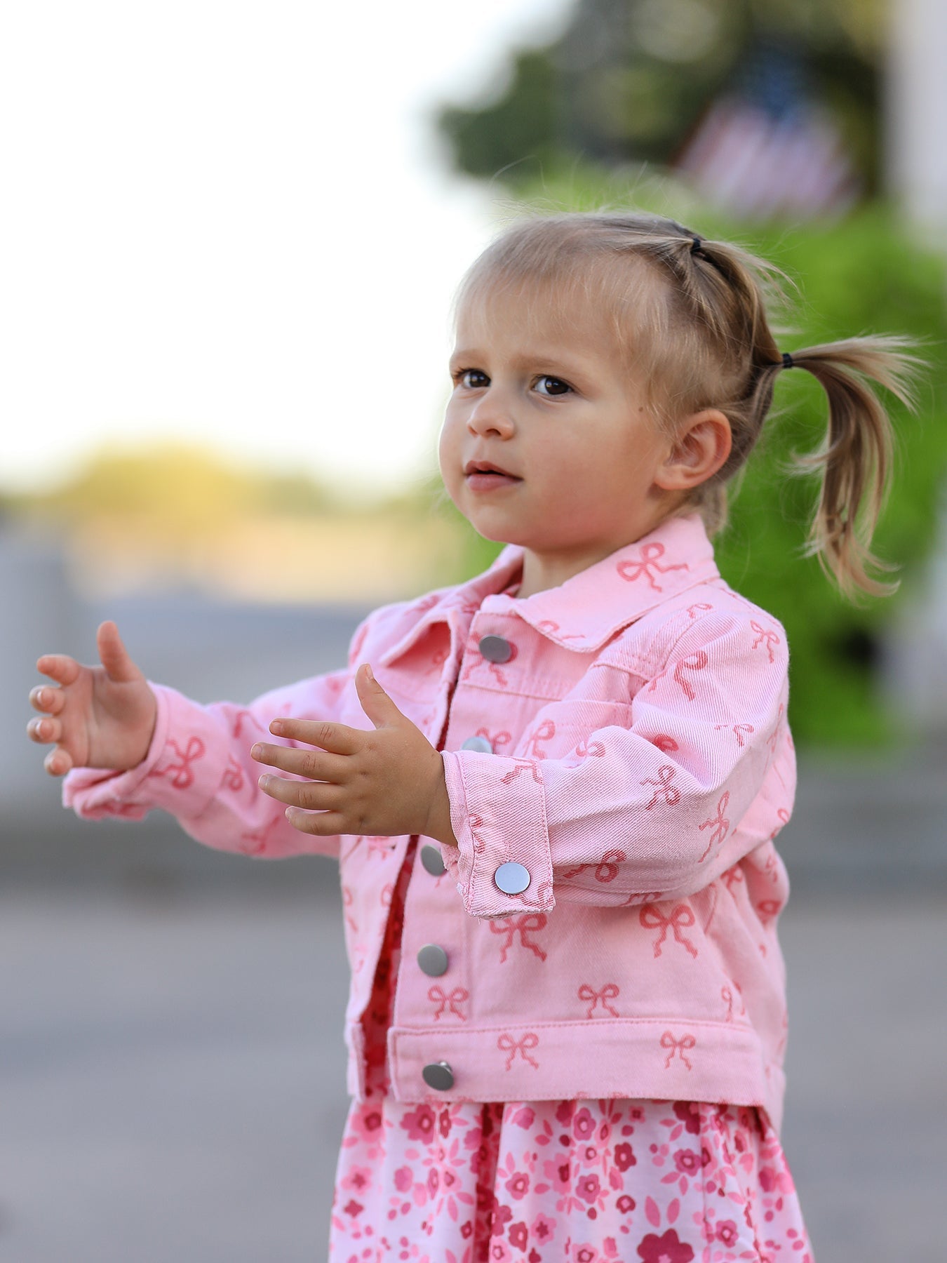 Pink Fall Girls Butterfly Print Denim Top detail view