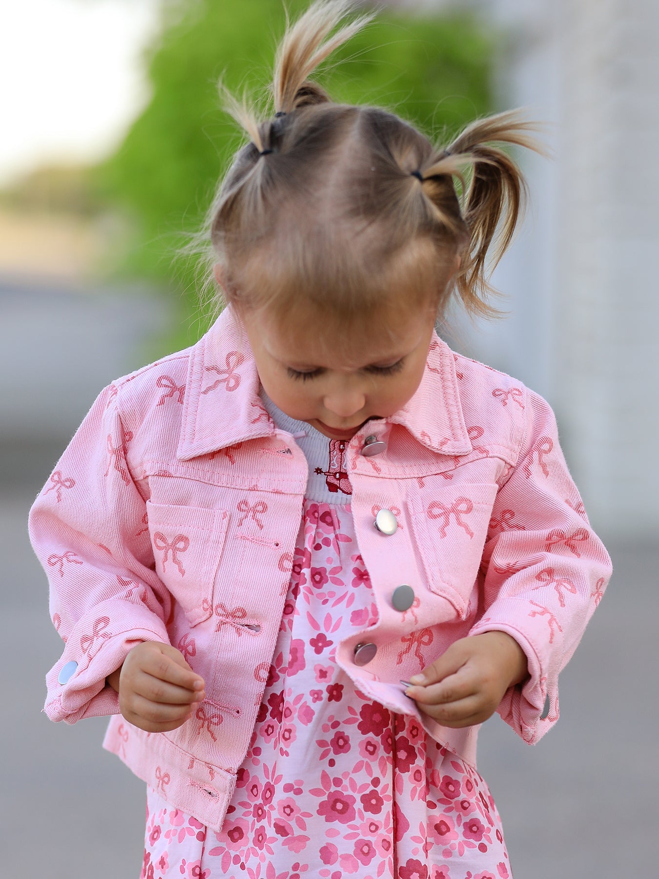 Pink Fall Girls Butterfly Print Denim Top side view