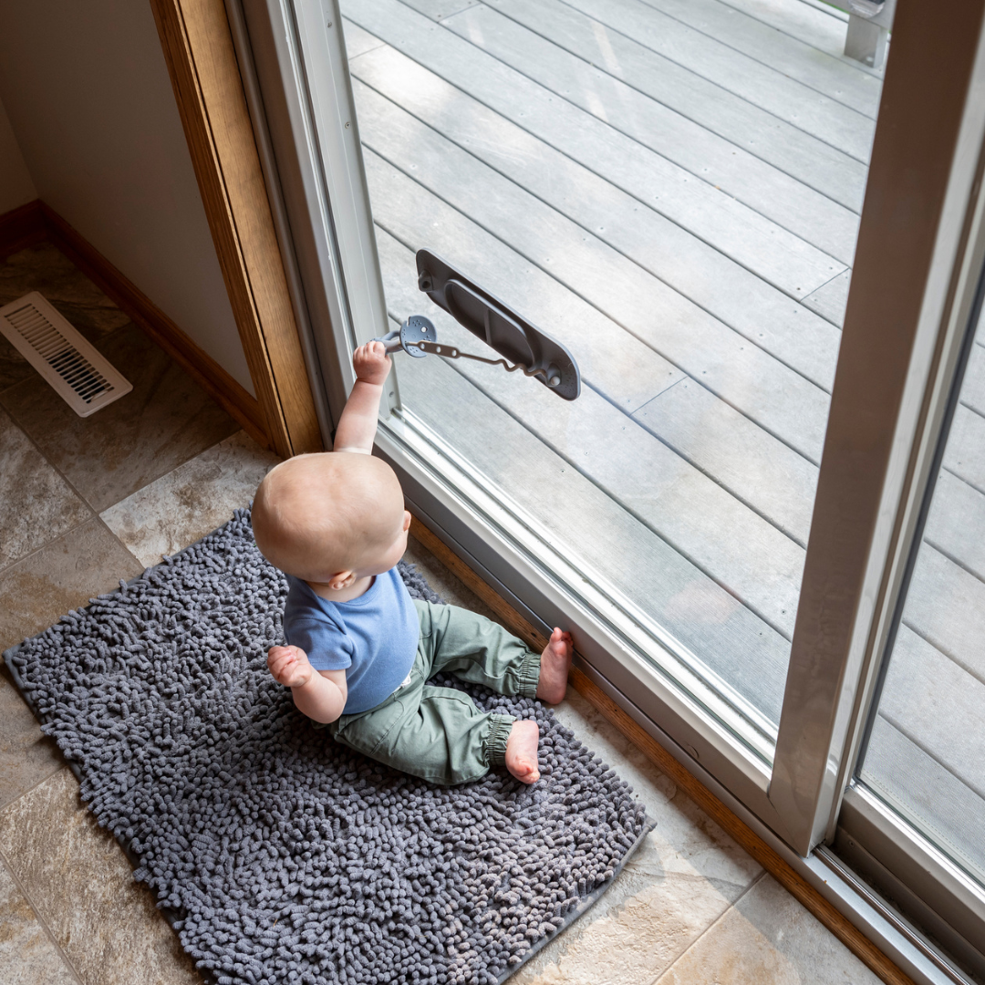Mini Mat with Toy Straps side view