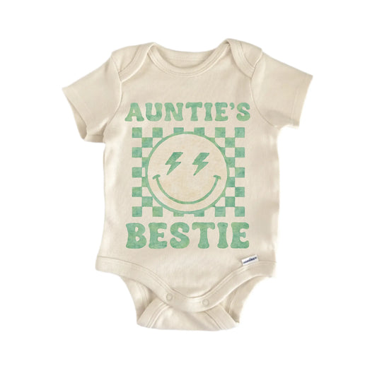 Auntie Bestie Hippi Retro Newborn Baby Onesie®