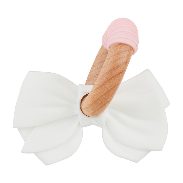 Bow silicone ring teether detail view